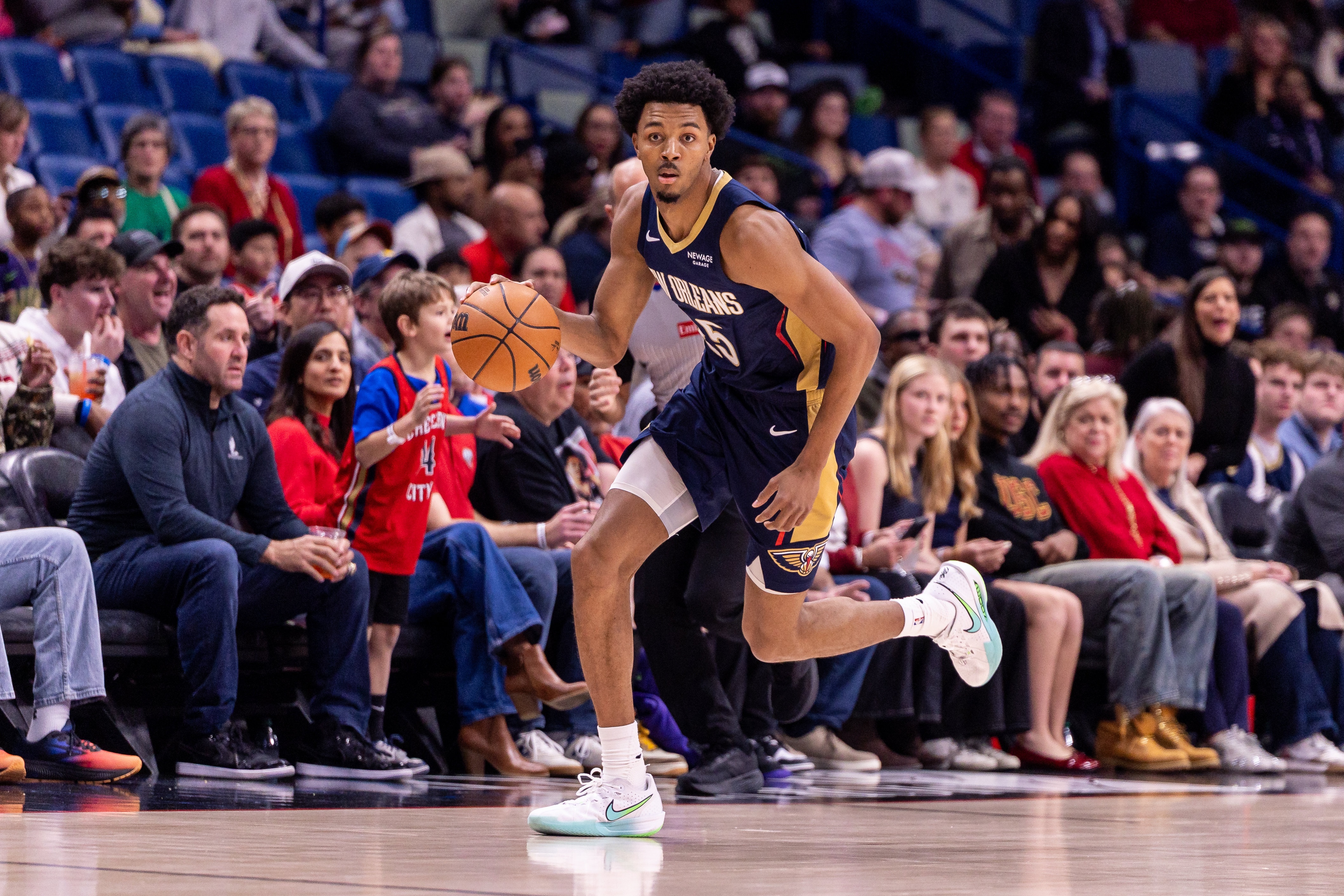 开云科技-难解难分！穆雷&amp;墨菲各自打满首节 前者11分3助对飙后者12分2板