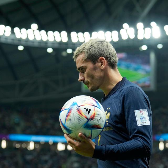 开云科技-姆队颠覆更衣室权力动态，格列兹曼起念离开法国队