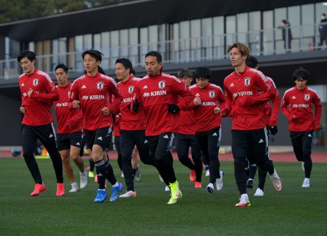 开云应用-日本队首训残阵不误上强度 森保一笃定433战国足