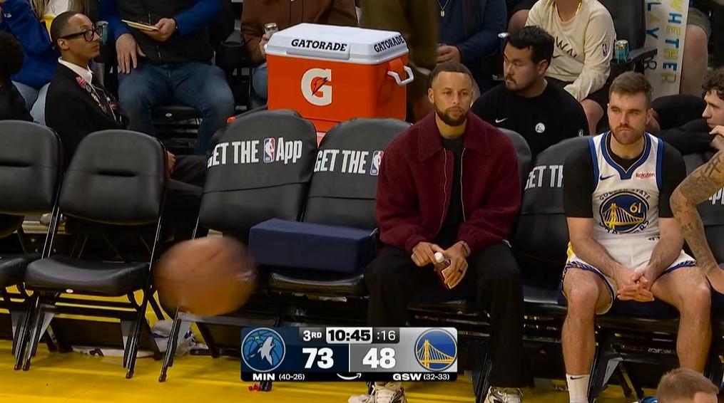 开云应用-没有库里就现原形？库里缺阵后勇士5胜11负，战绩拉胯！